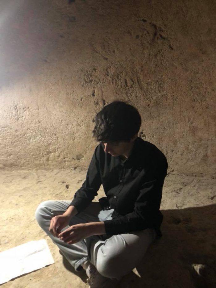 Uno degli studenti del Liceo Duni di Matera, nella stanza della Mente